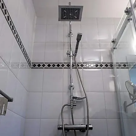 بيت ضيافة Logies Jardin سْخاخن